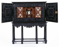 Cabinet belonging to John Evelyn-1000px.jpg